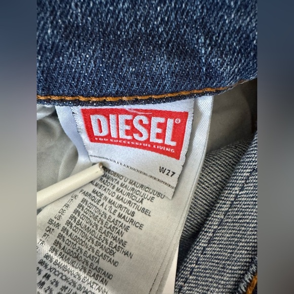 NWT Women’s Diesel Boyfriend Style Ankle Length StreetWear 5 Pocket Denim Jeans - Picture 12 of 14